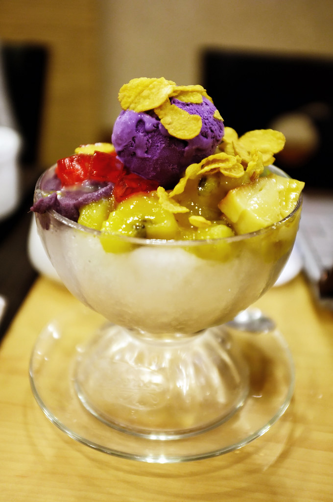 Ube halaya