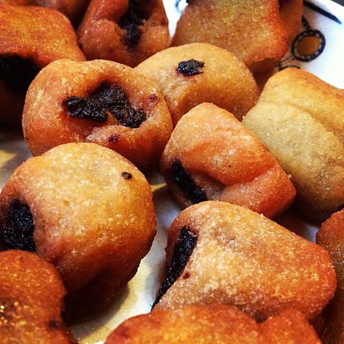 Makroud biscuits
