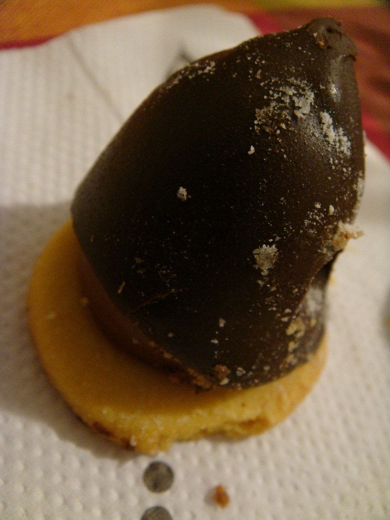 Dulce de leche biscuits