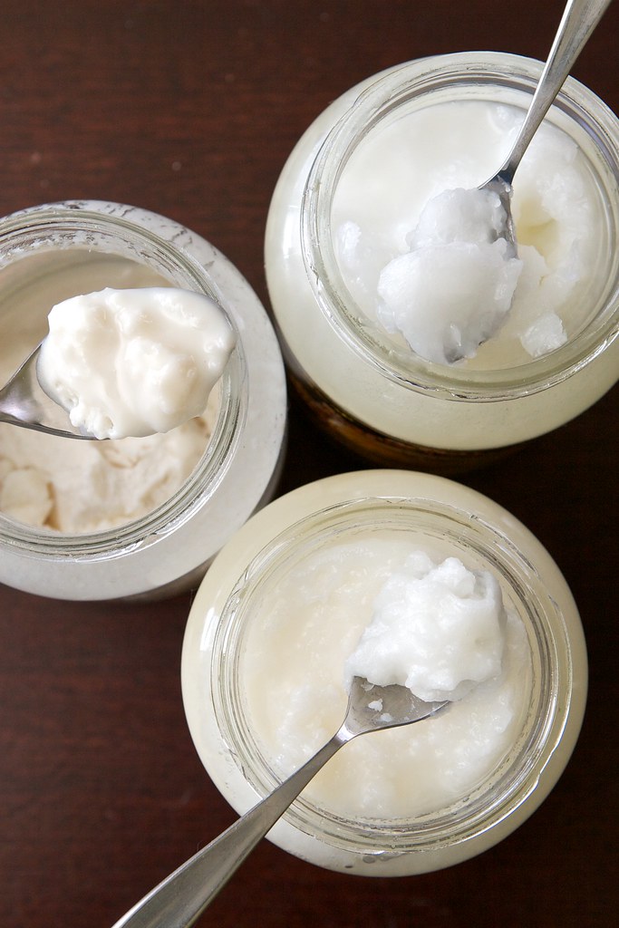 Coconut body oil